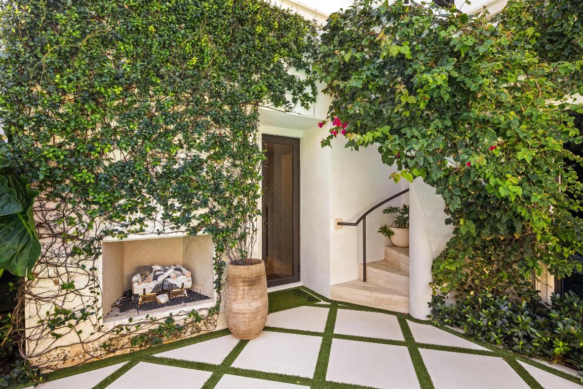 680 S Ocean Boulevard