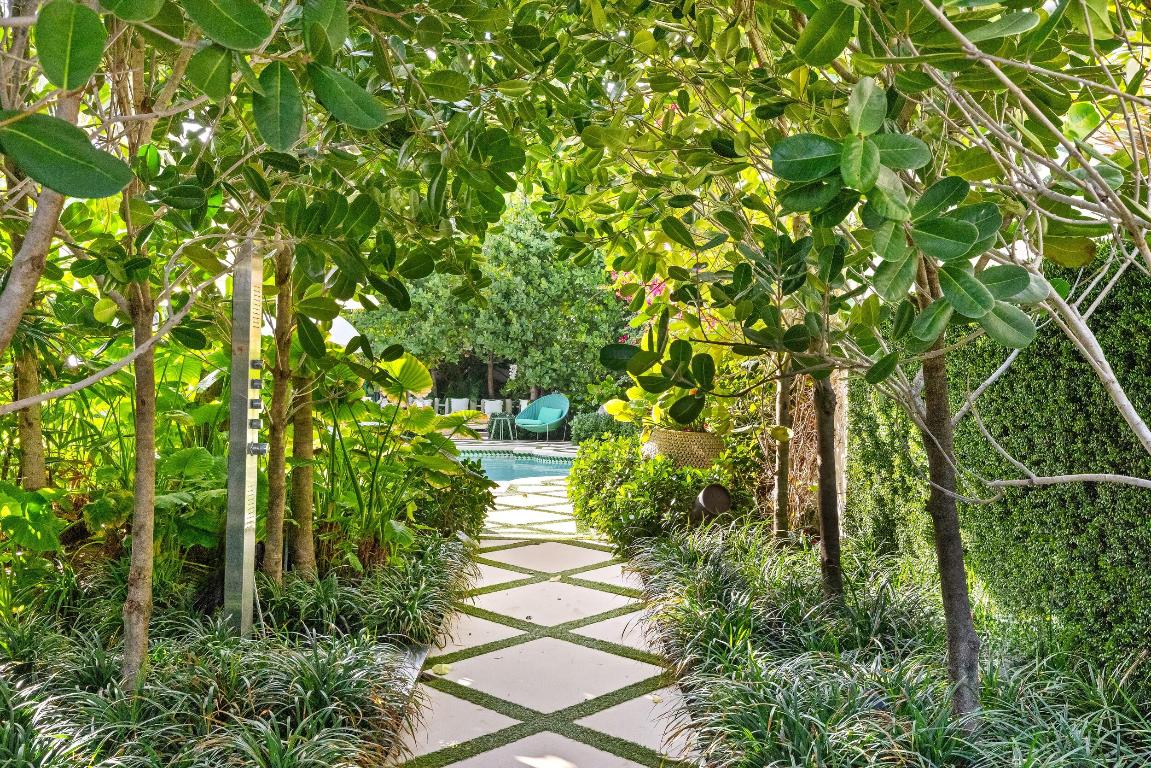 680 S Ocean Boulevard