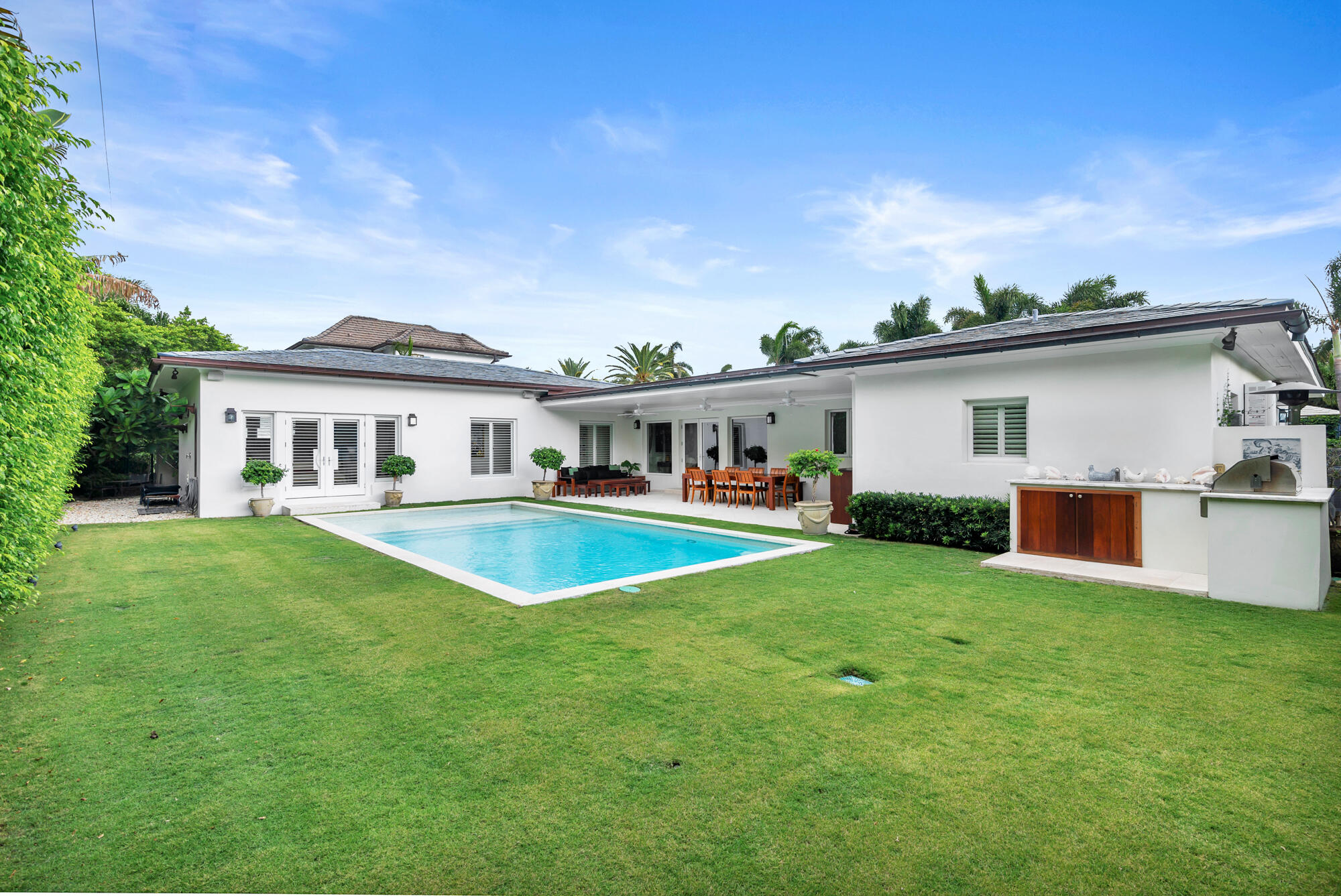 225 Jamaica Lane