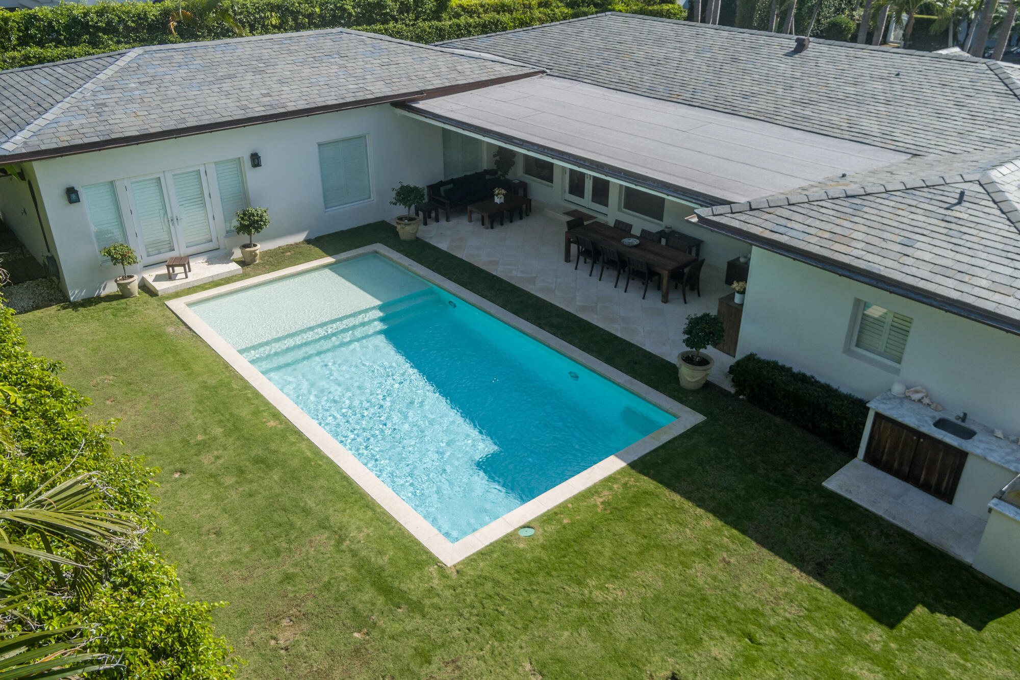 225 Jamaica Lane