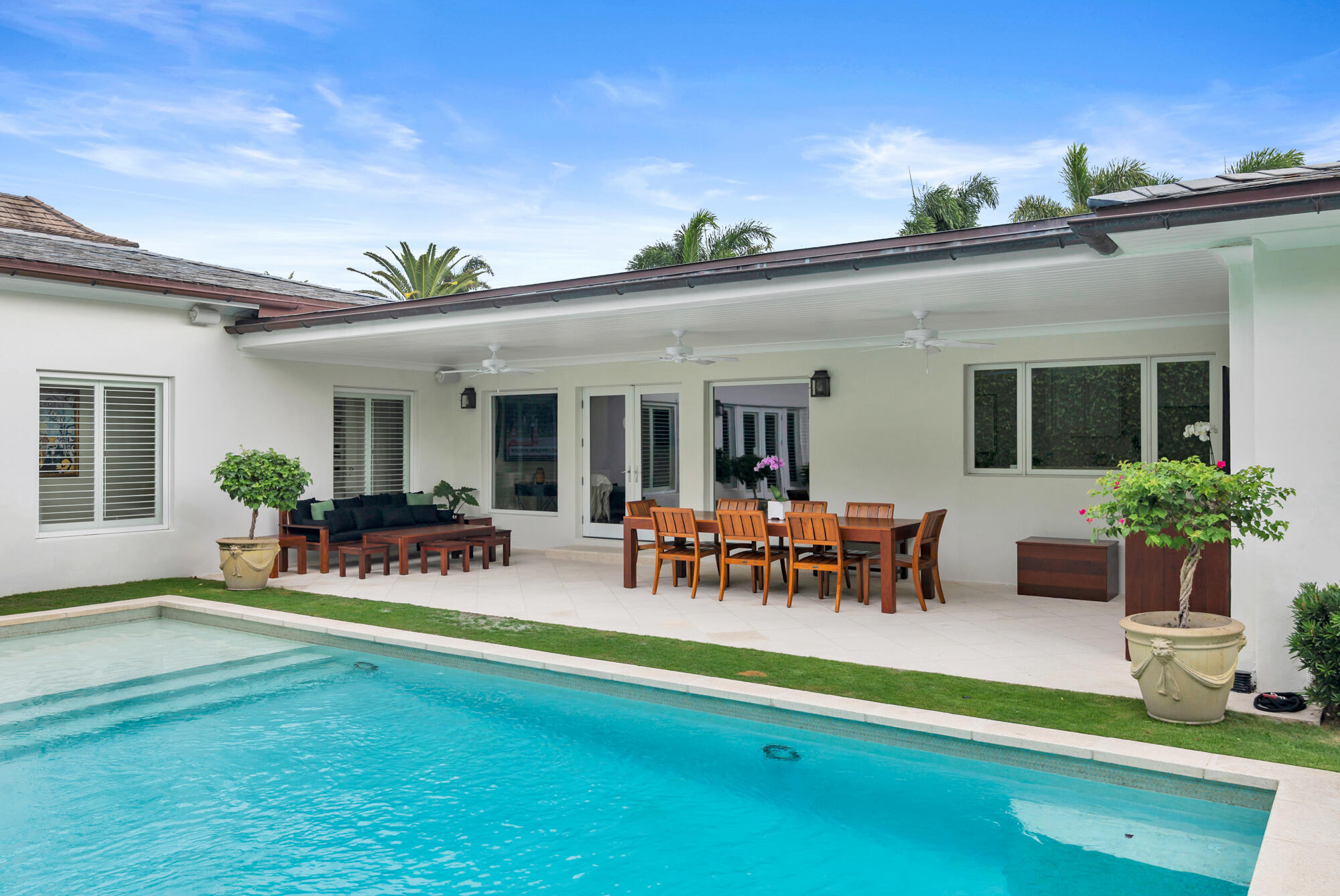 225 Jamaica Lane
