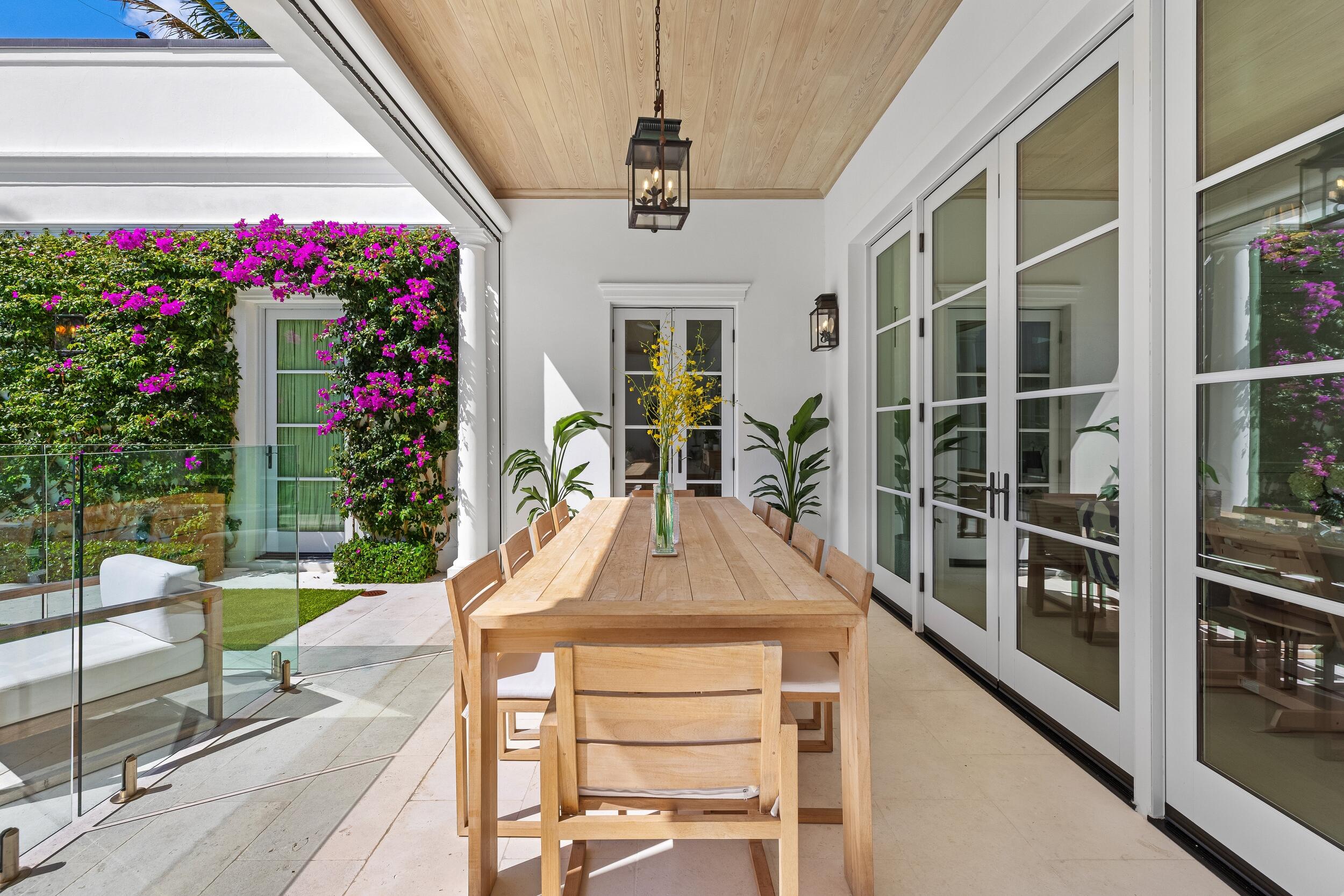 208 Sandpiper Drive