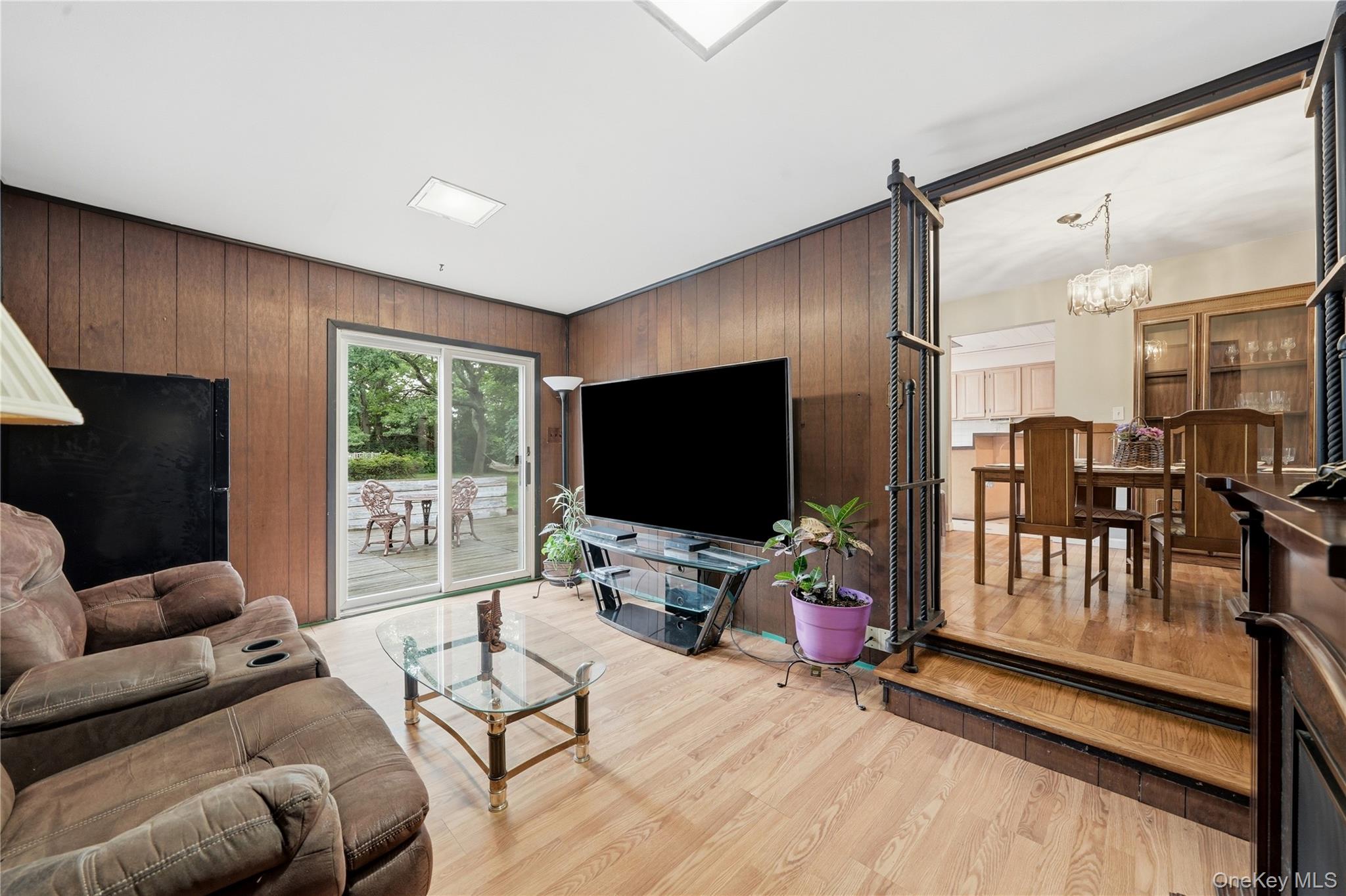 289 Central Avenue