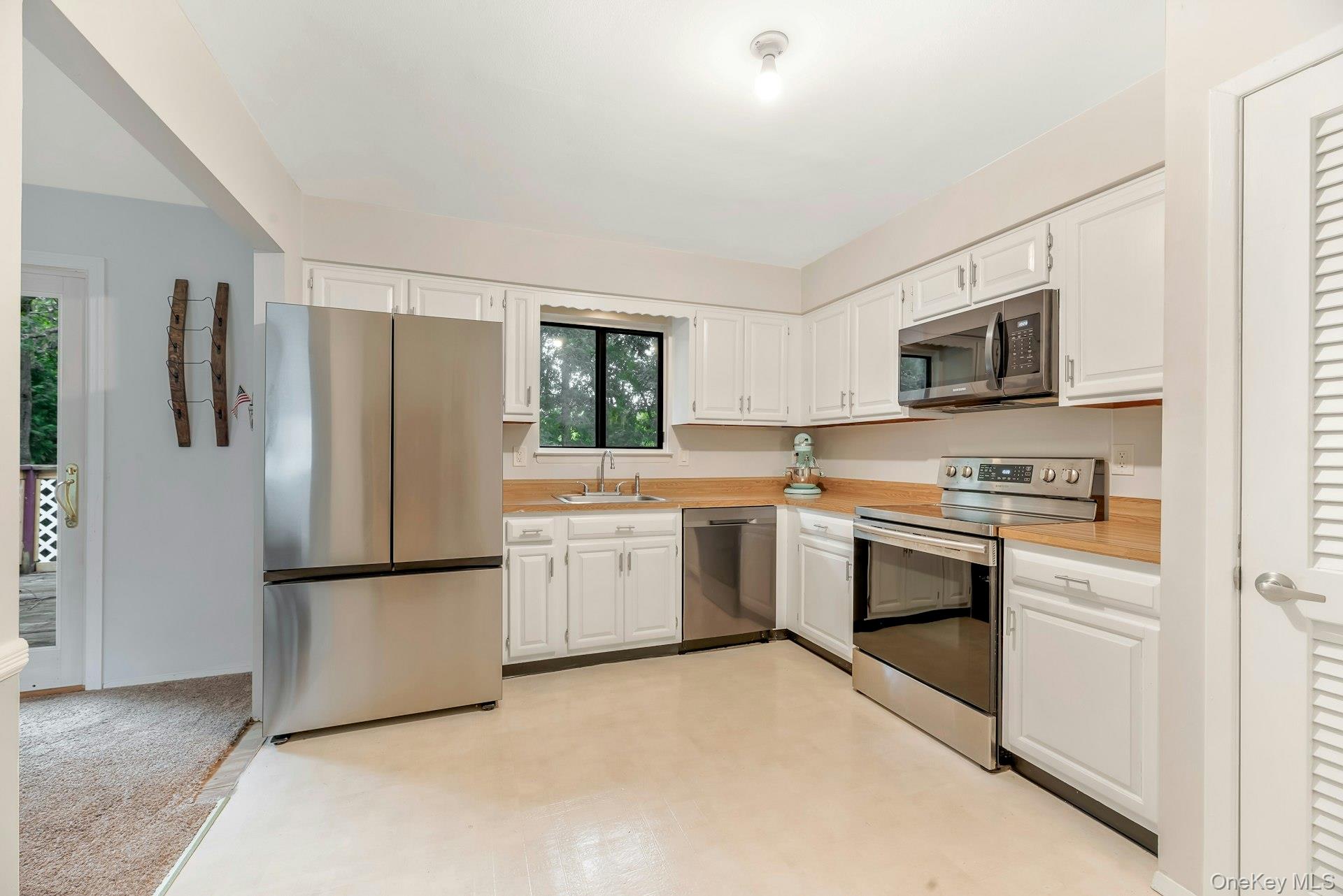 39 Woodbrook Drive