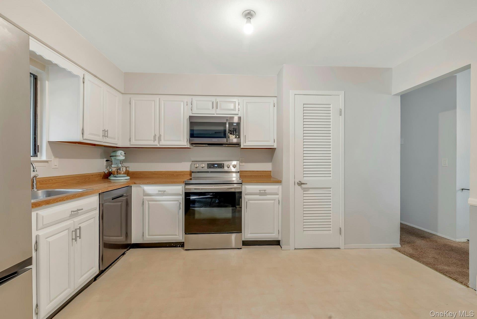 39 Woodbrook Drive