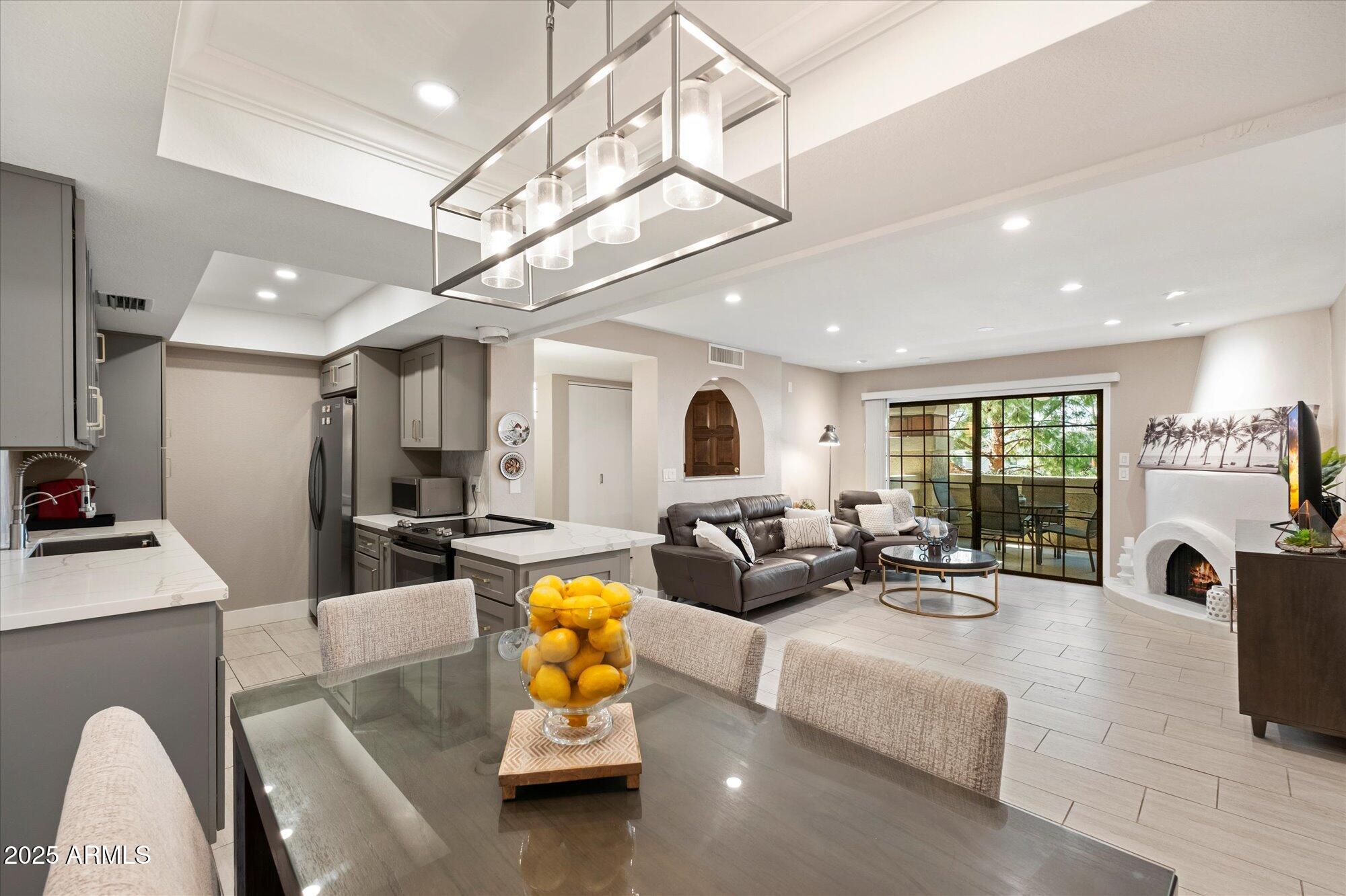 7557 N DREAMY DRAW Drive, 264, Phoenix Unit: 264