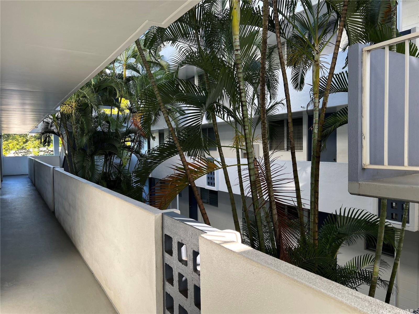 1870 Lusitana Street 201