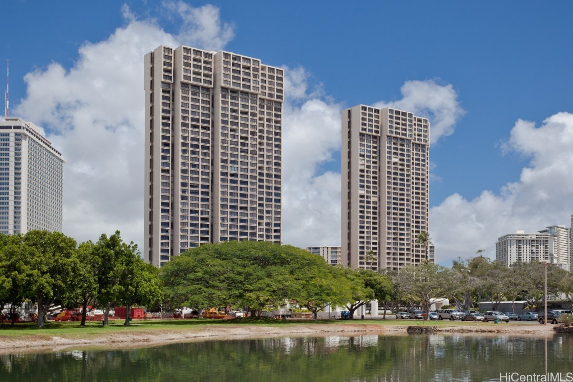 1600 Ala Moana Boulevard Unit: 3704