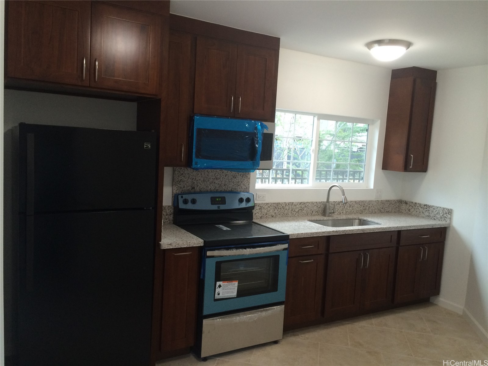 1867 Kapiolani Boulevard B