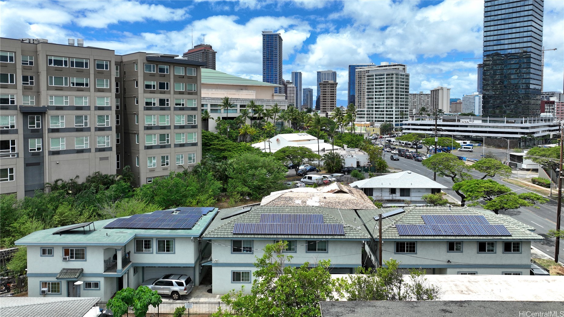 1867 Kapiolani Boulevard Mainhouse, A & B