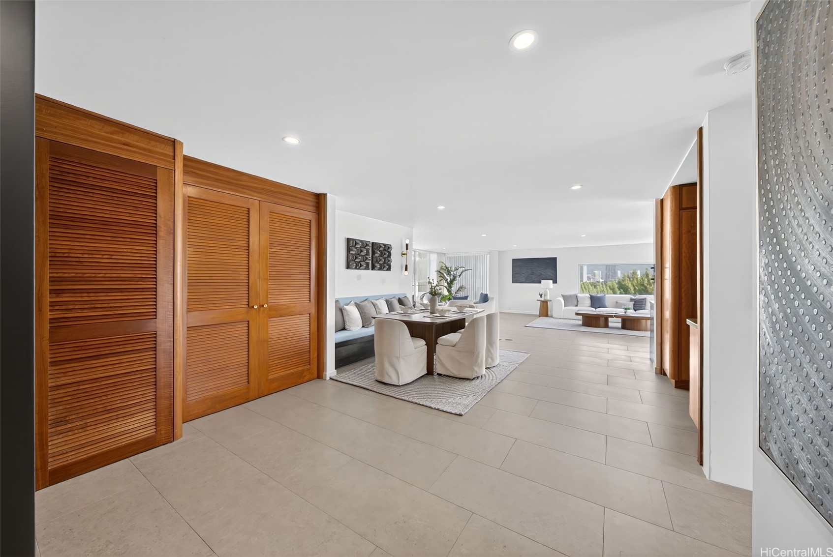 2979 Kalakaua Avenue 804