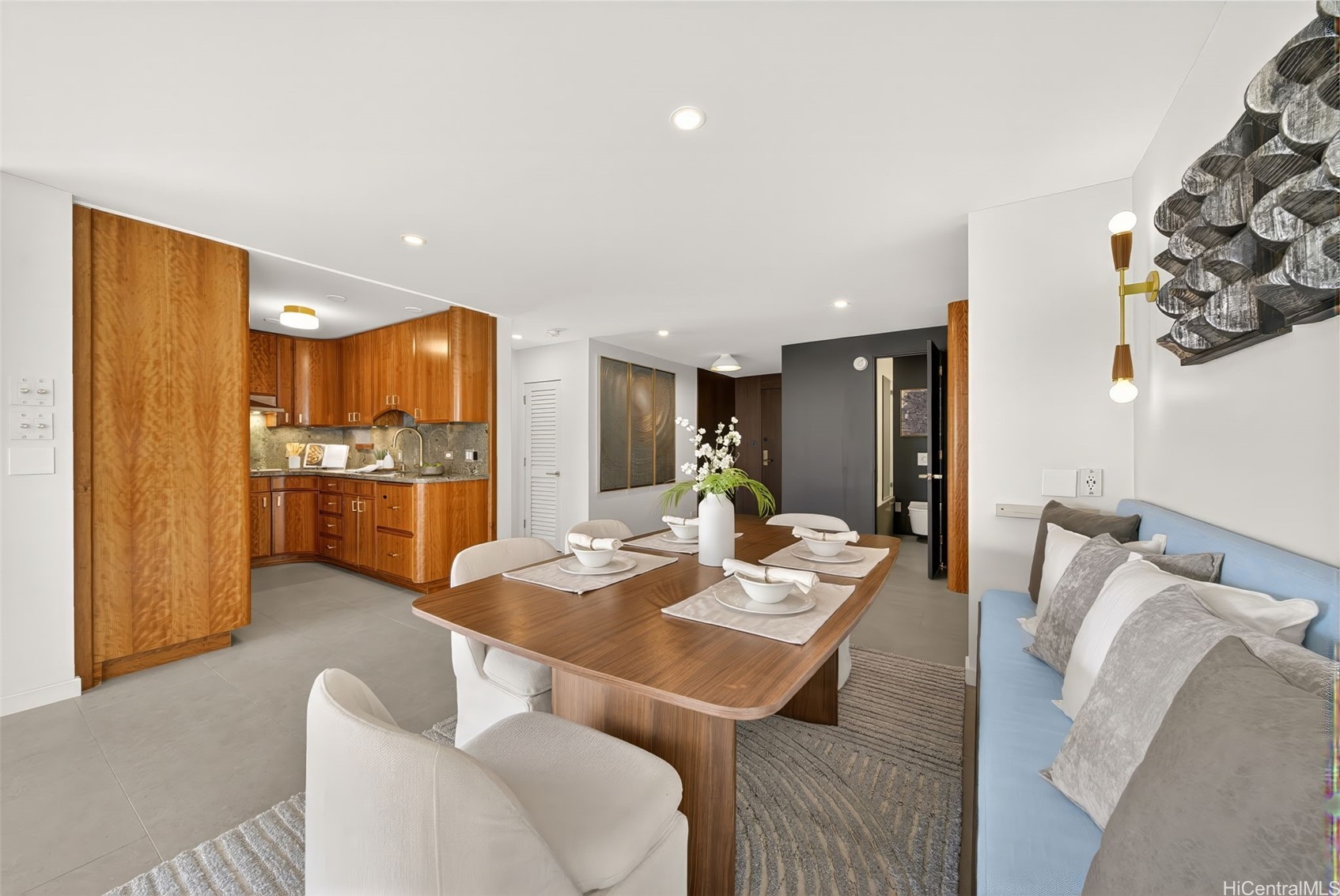 2979 Kalakaua Avenue 804