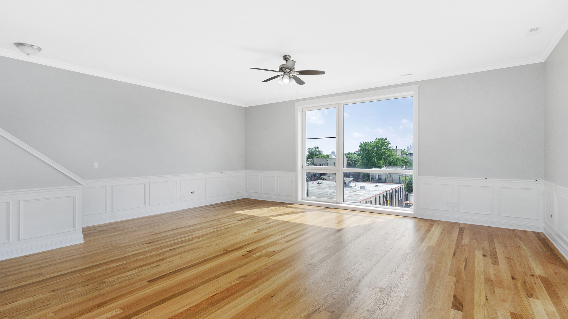 520 N Western  Avenue, Unit 2D