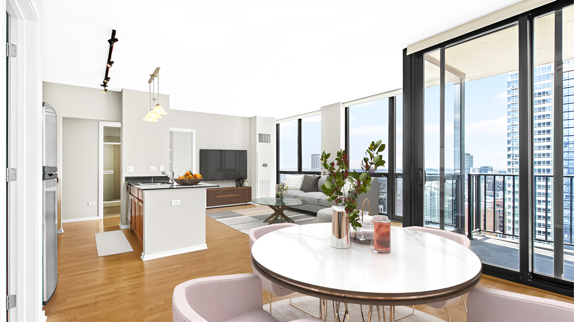 210 S Des Plaines Street Unit: 2111