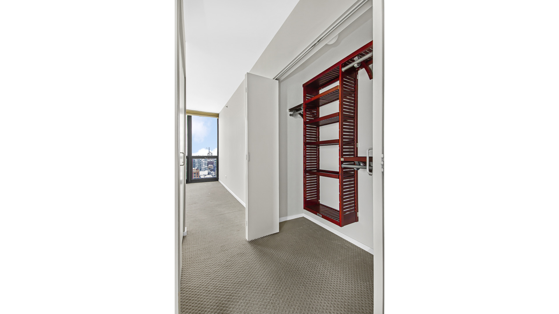 210 S Des Plaines Street Unit: 2111