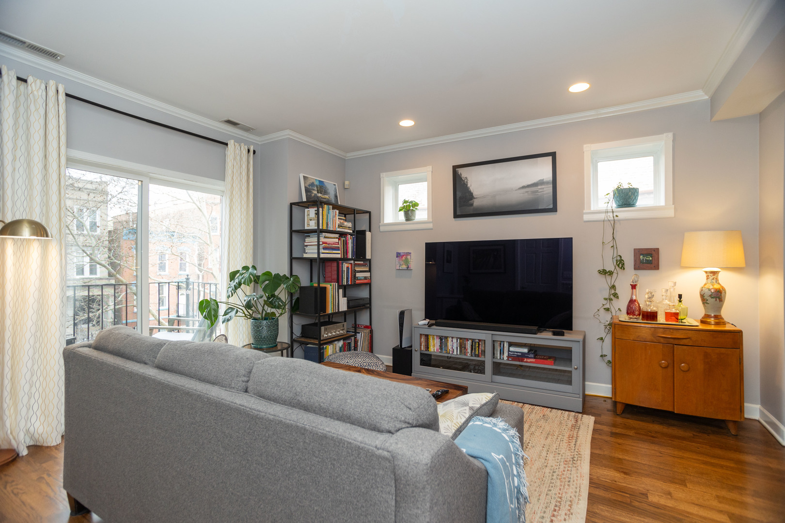 1449 N Campbell Avenue Unit: 2N