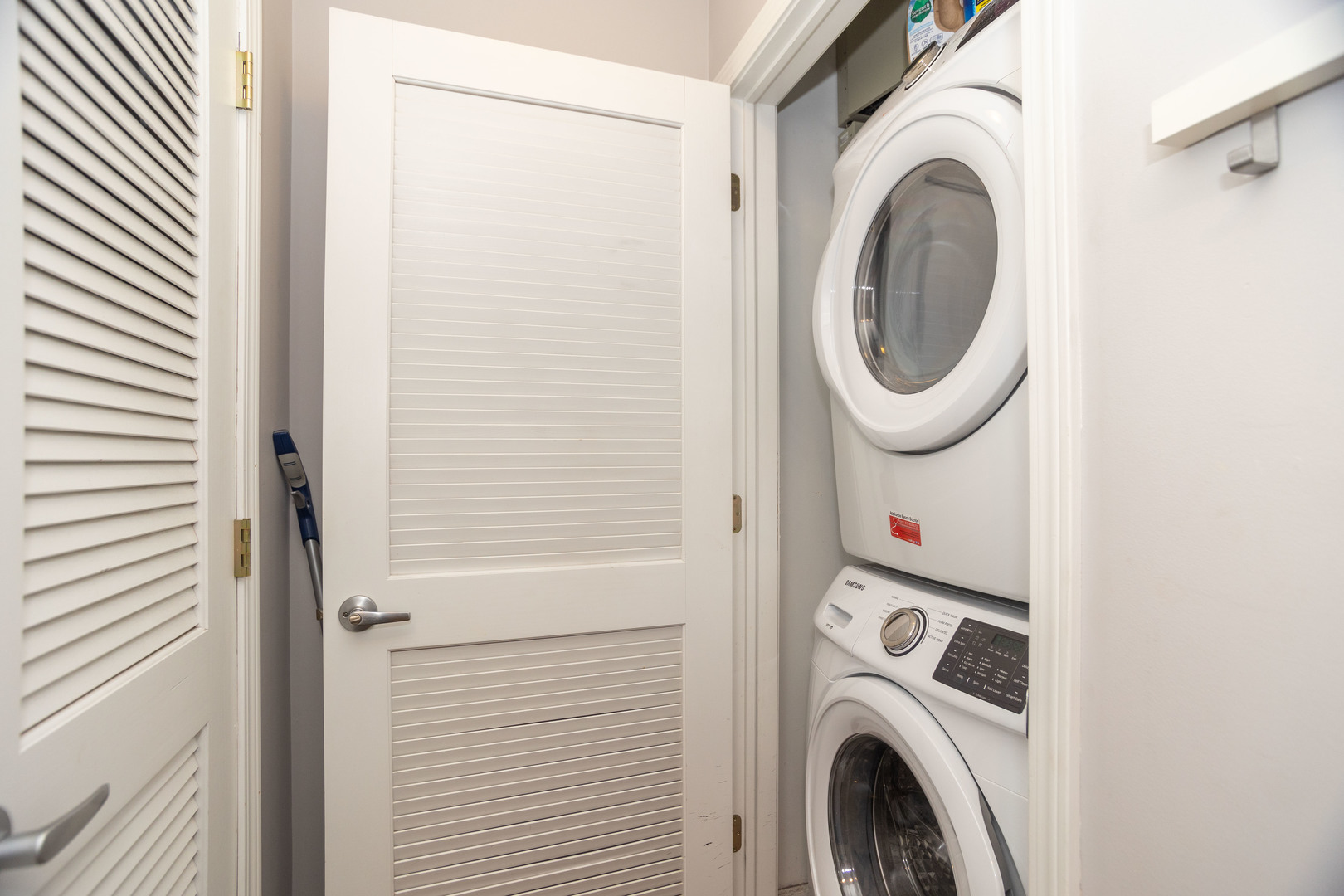 1449 N Campbell Avenue Unit: 2N