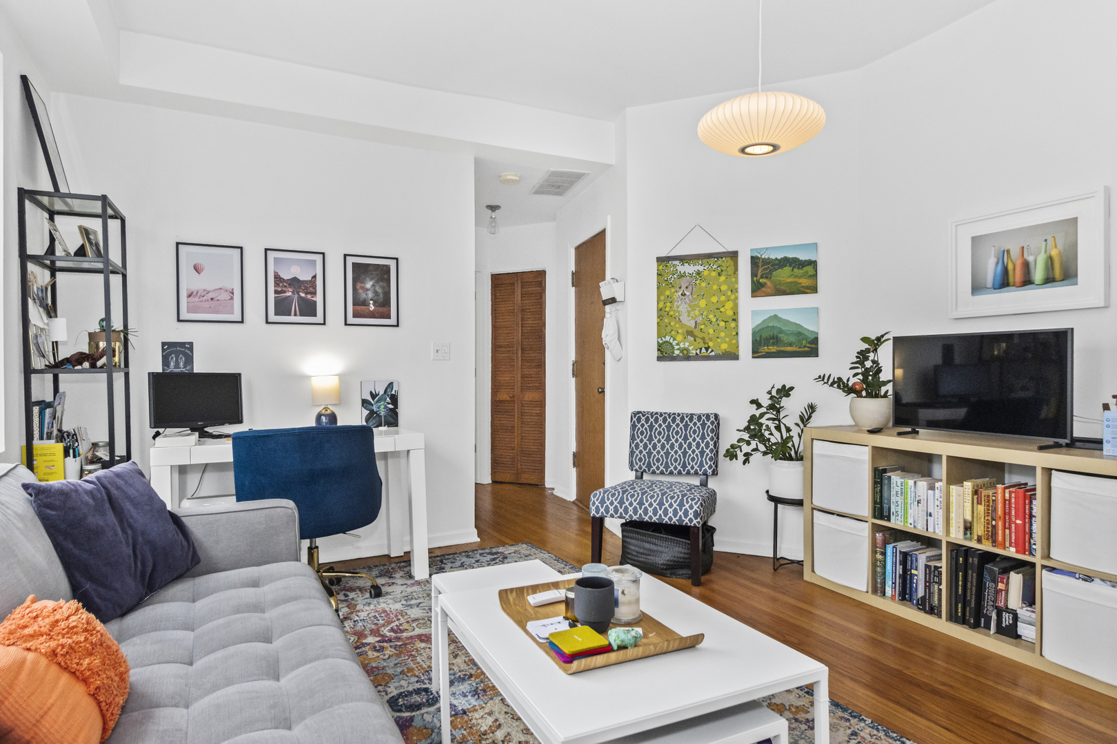 2850 N CHRISTIANA Avenue Unit: 2N