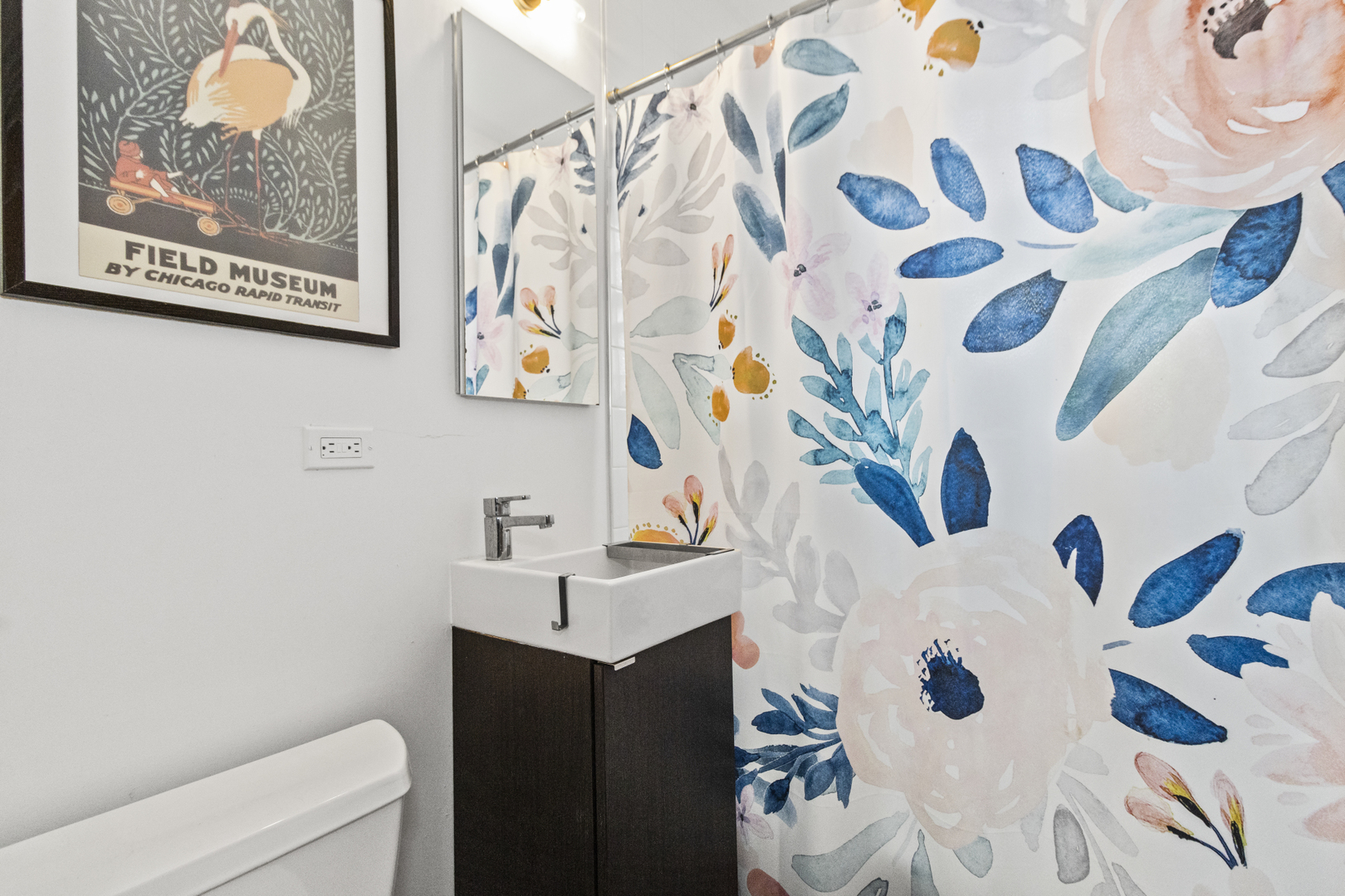 2850 N CHRISTIANA Avenue Unit: 2N