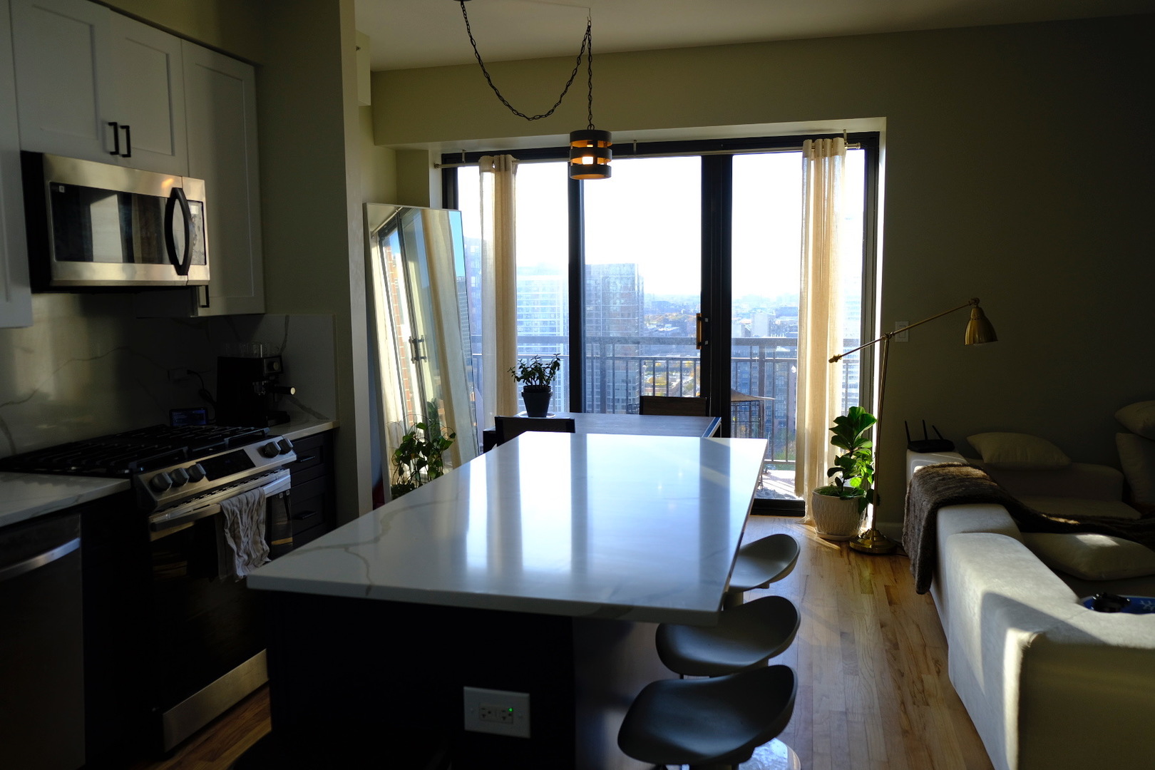 41 E 8th Street Unit: 2105