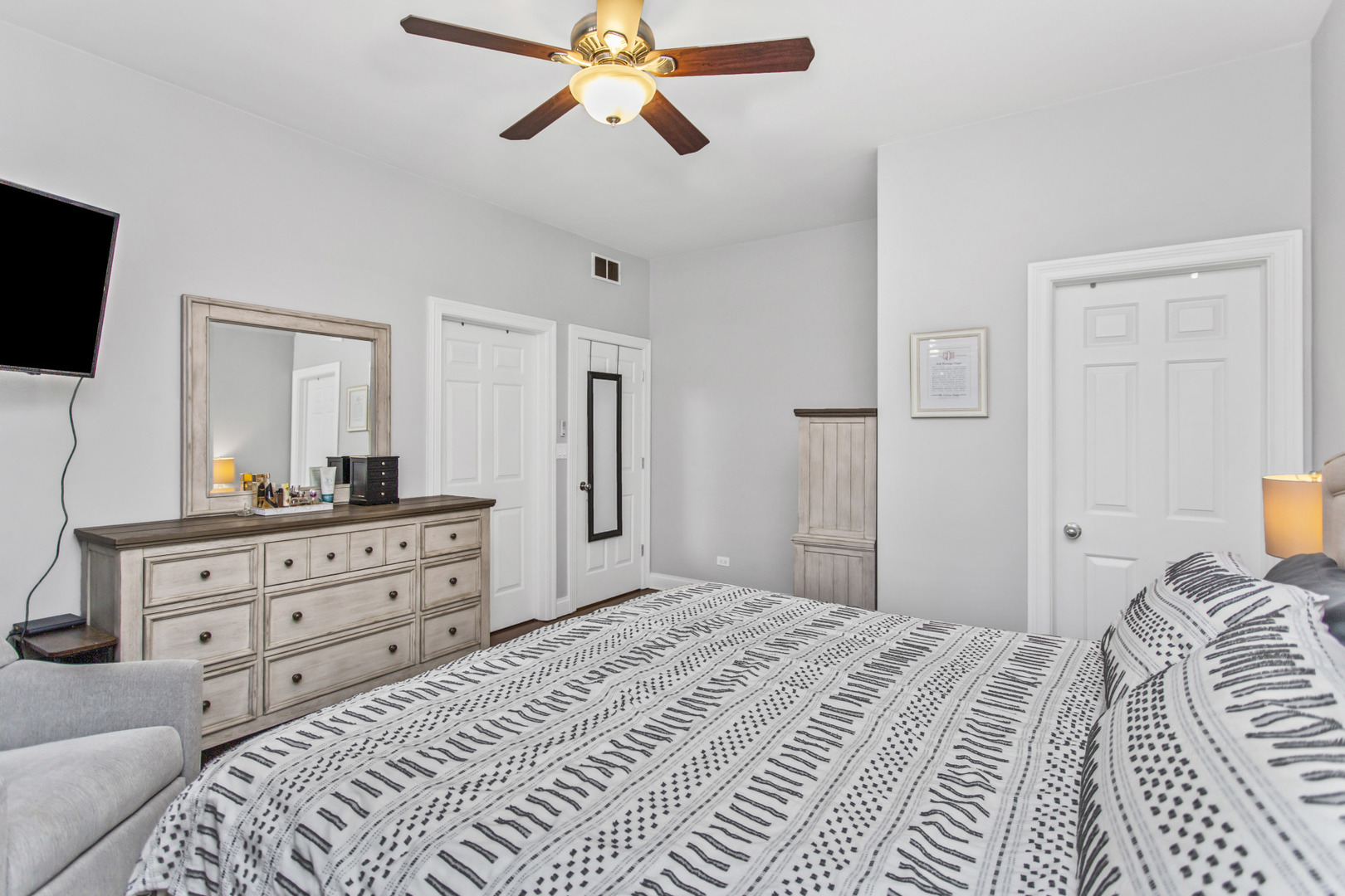 3938 N SOUTHPORT Avenue Unit: G