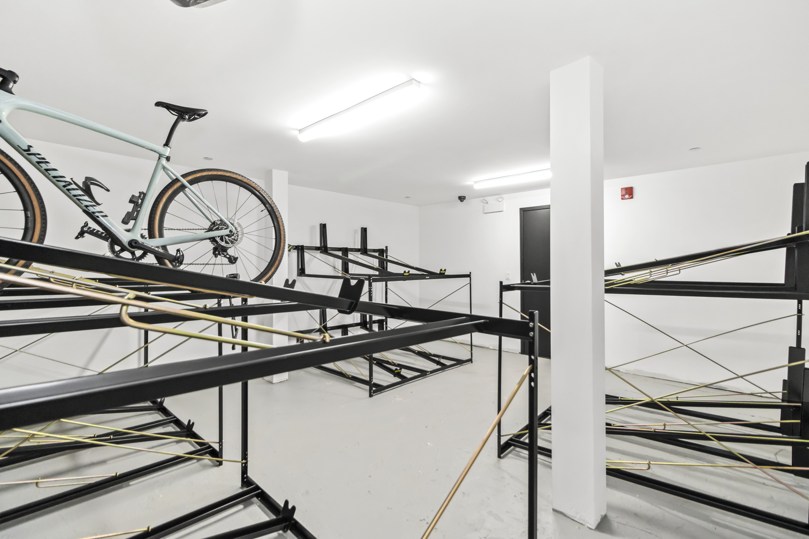 153 W Ohio Street Unit: 305