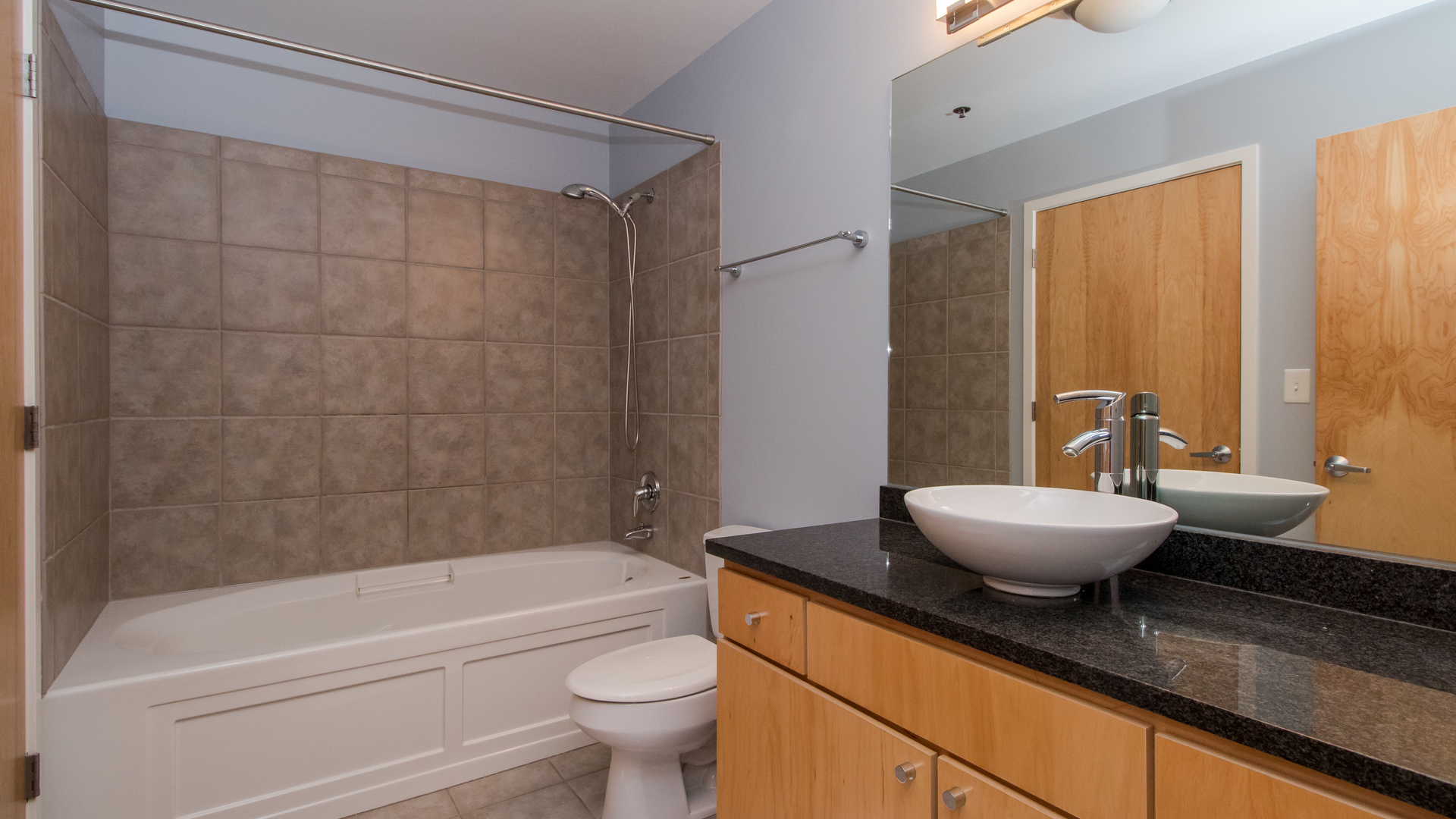 630 N Franklin Street Unit: 516