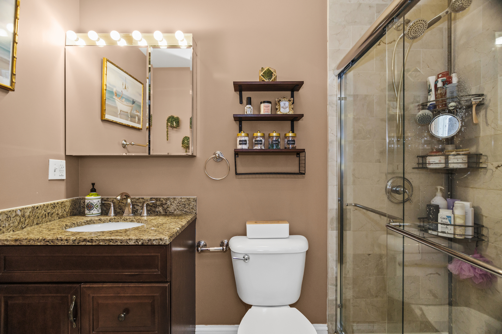 1210 W Roscoe Street Unit: 2