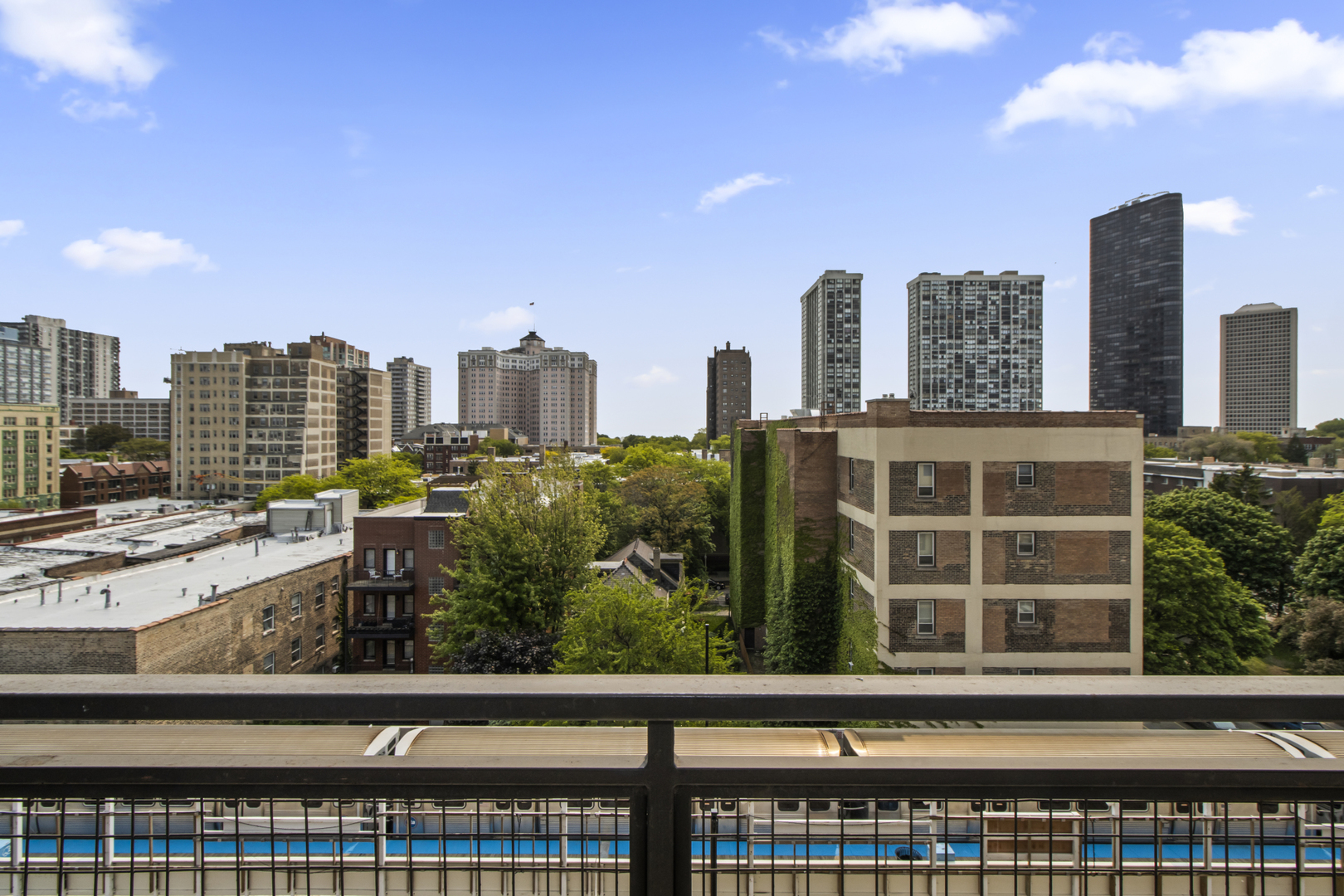 1122 W Catalpa Avenue Unit: 706