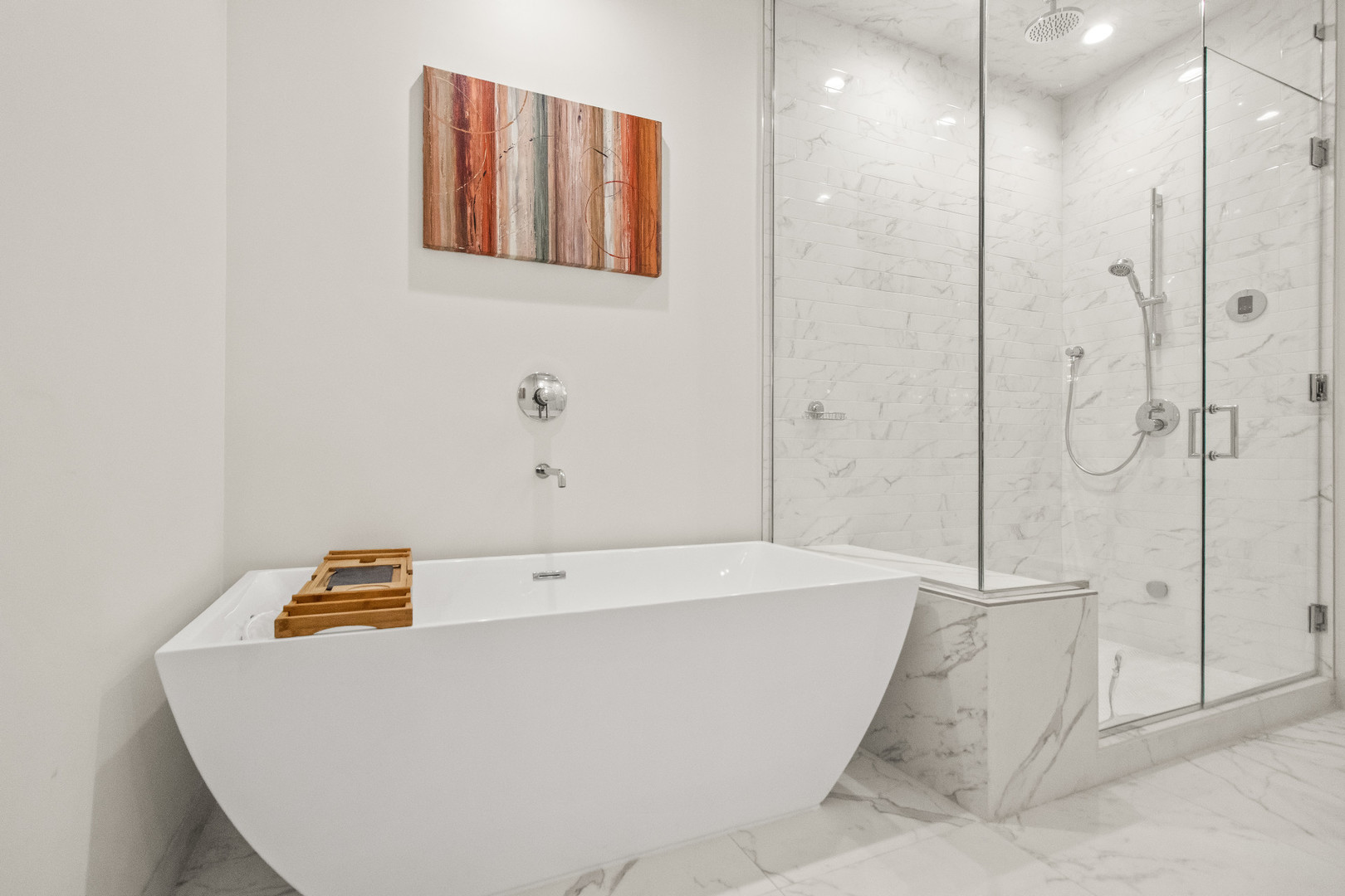 3032 W Lyndale Street Unit: 2E