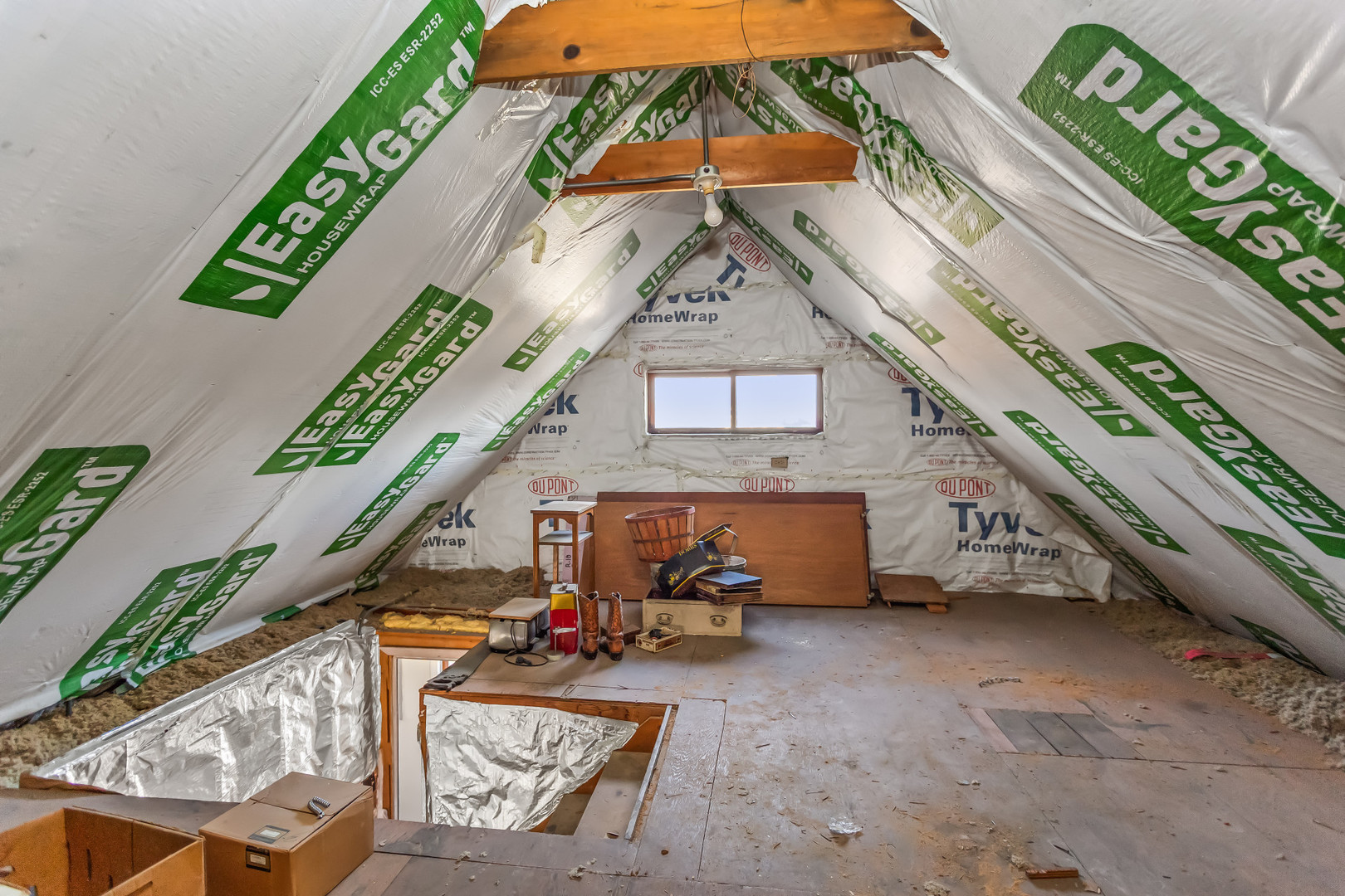 4028 W Waveland Avenue