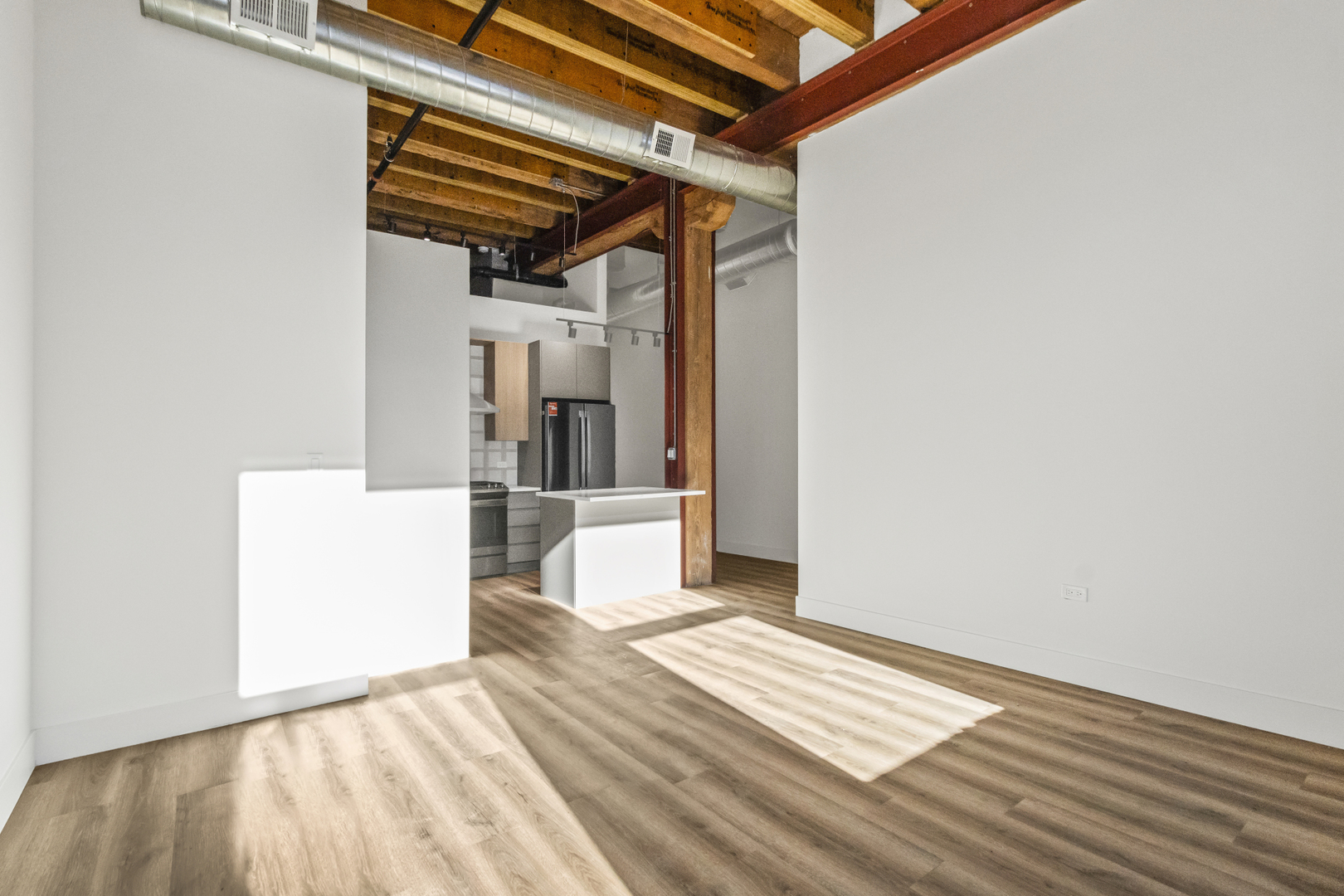 153 W Ohio Street Unit: 406