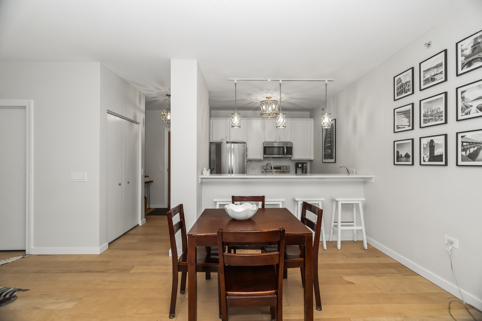 100 E 14th Street Unit: 708