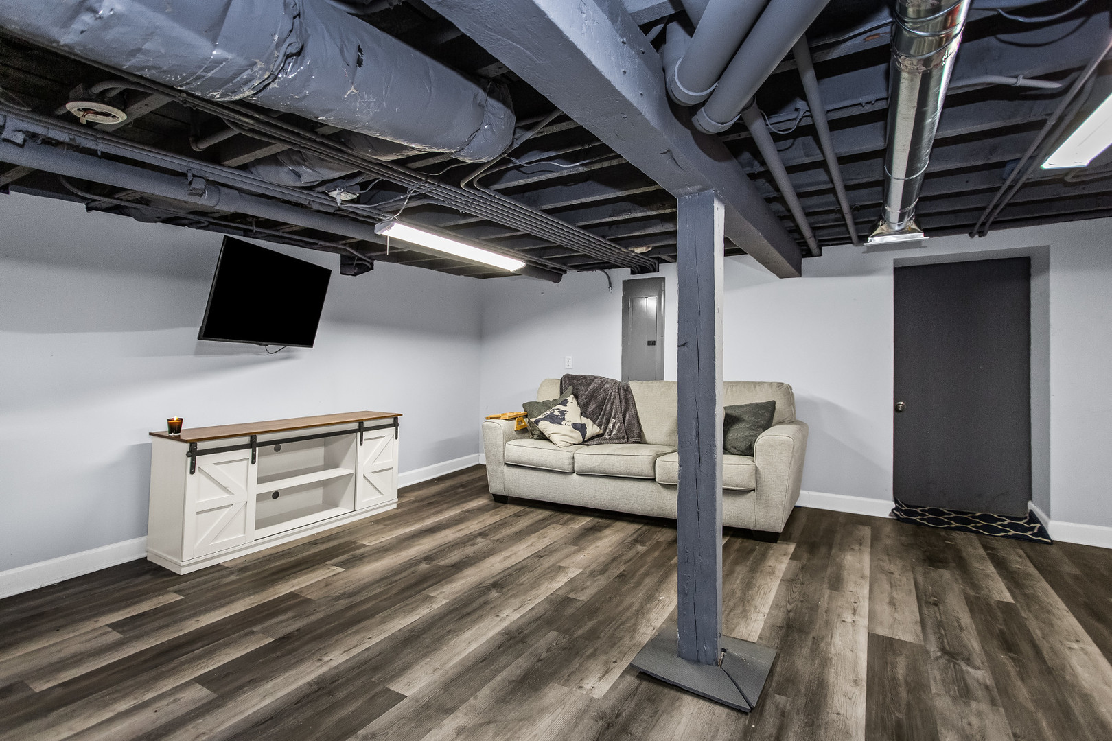 3339 W Le Moyne Street