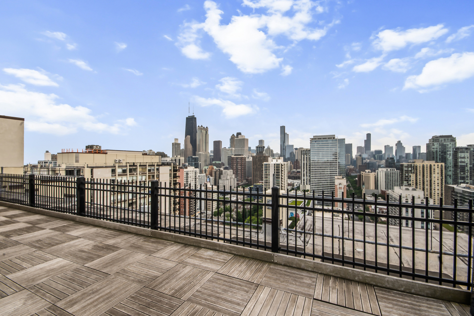 1360 N Sandburg Terrace Unit: 1106C