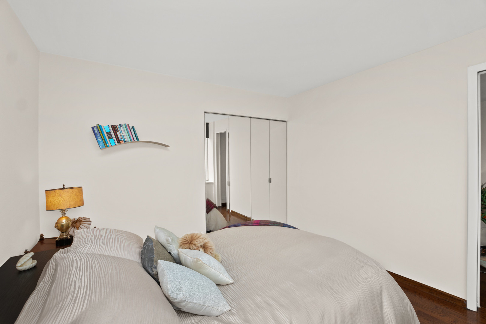 1360 N Sandburg Terrace Unit: 1106C