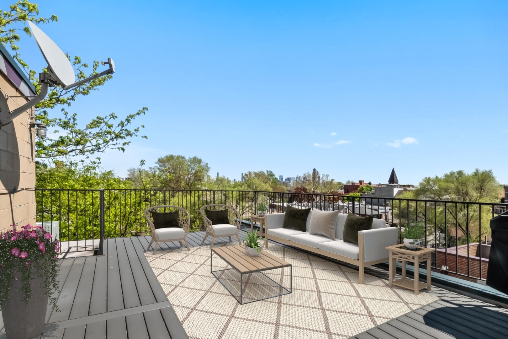 1659 N Oakley Avenue Unit: 1