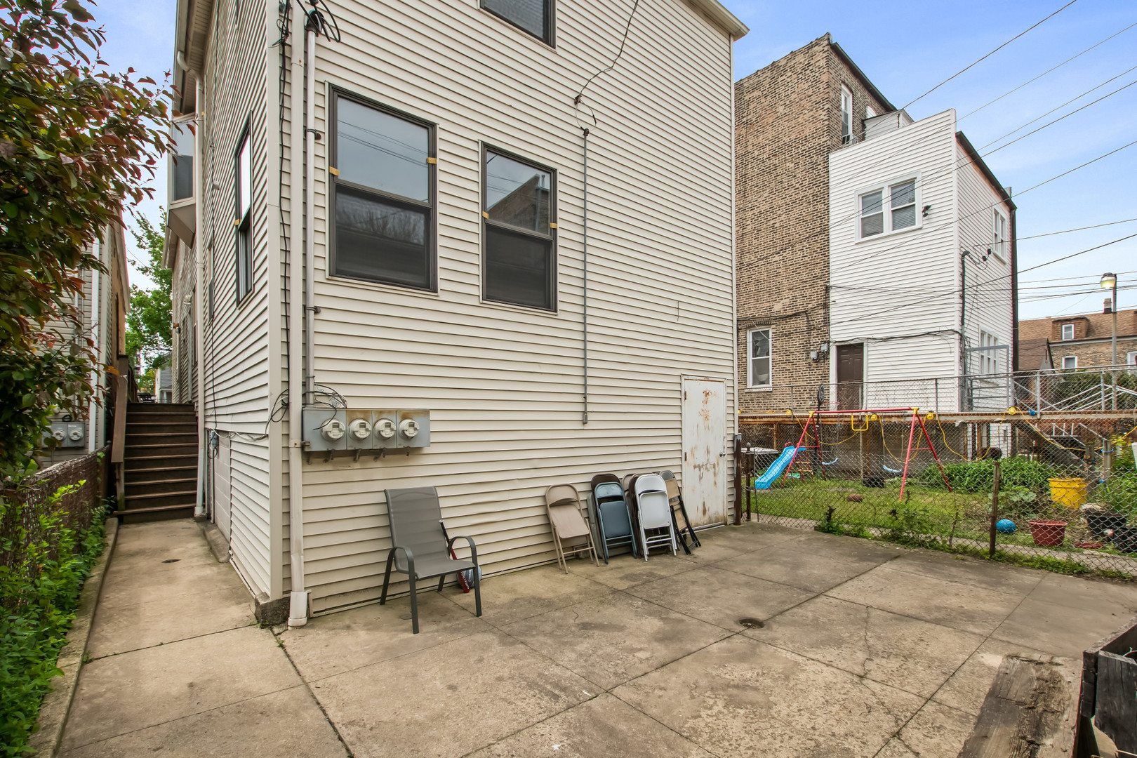 2238 W 21st Place