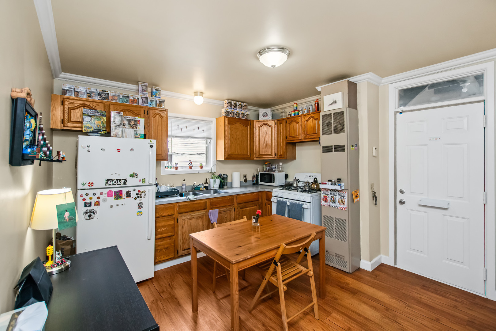2238 W 21st Place