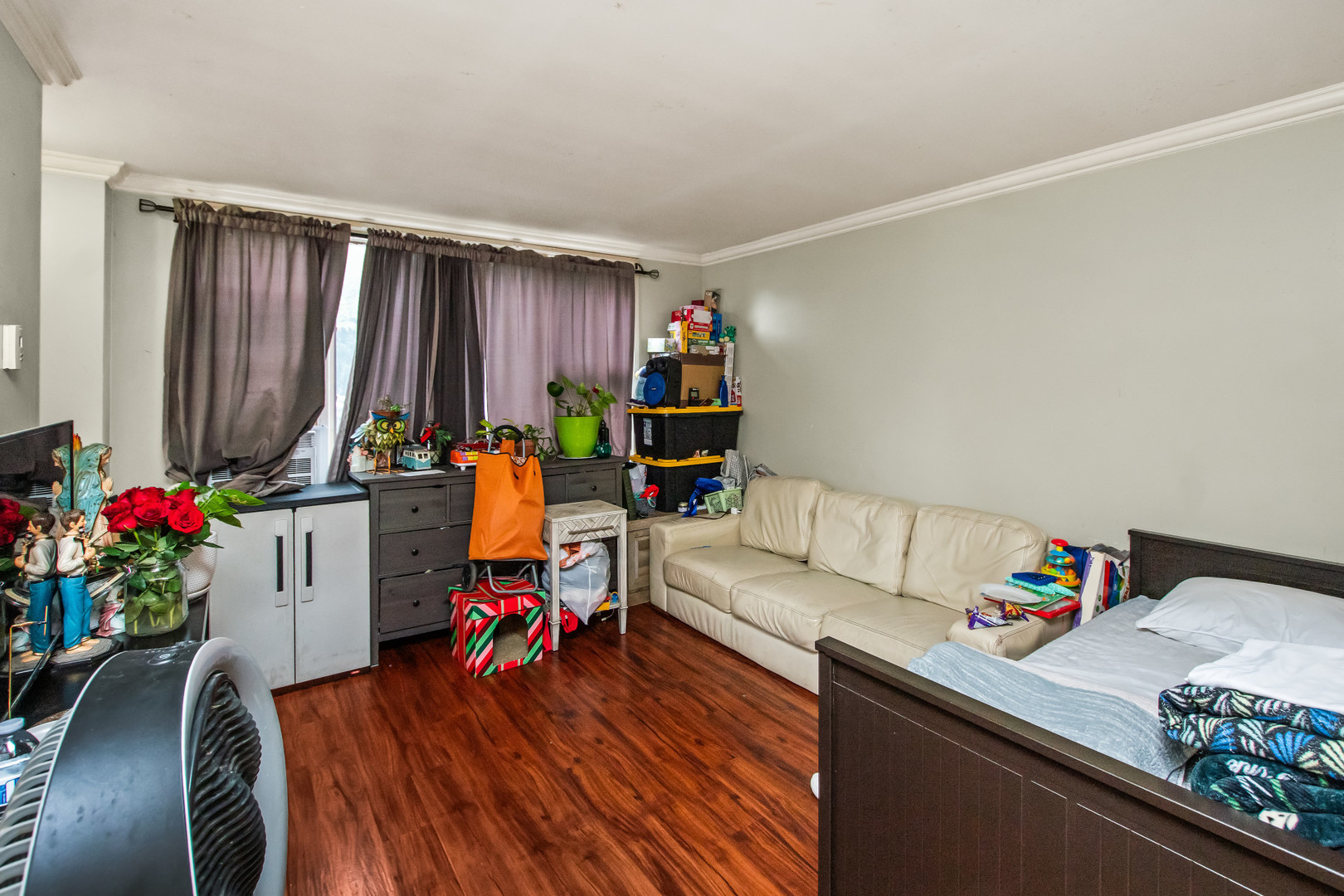 2238 W 21st Place