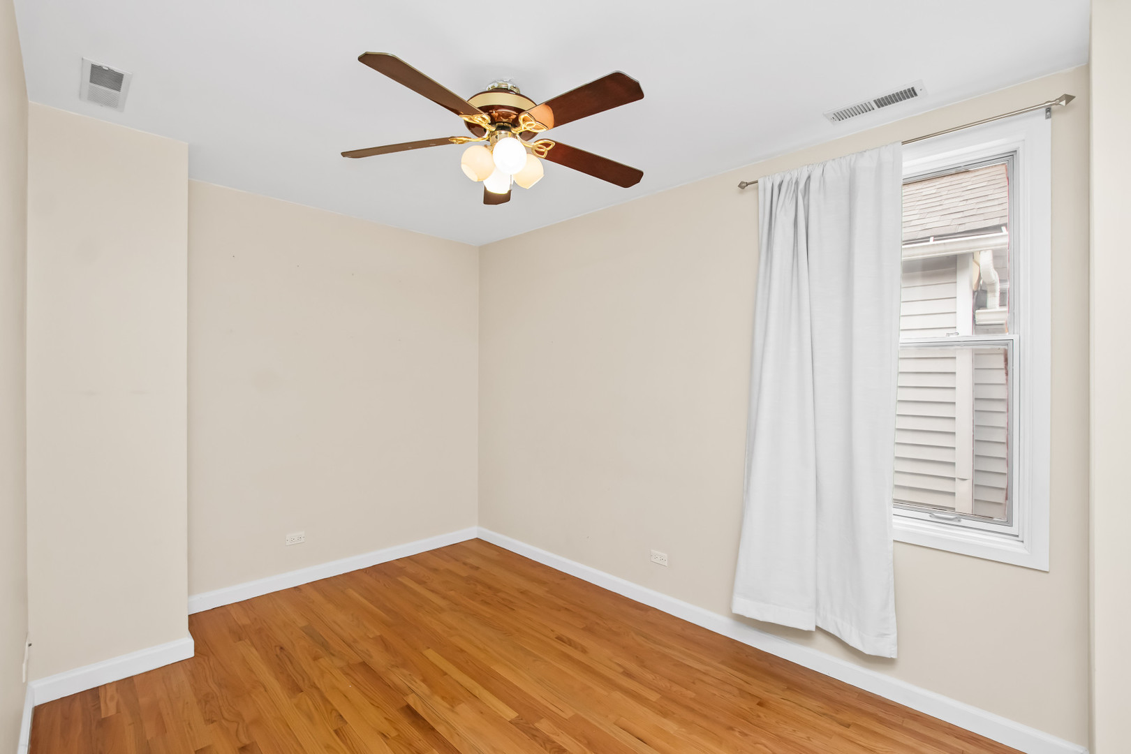 2238 W 21st Place