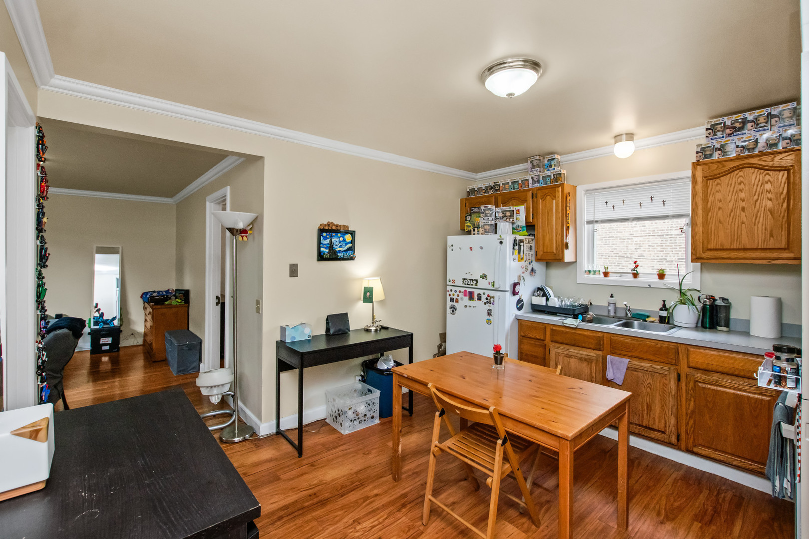 2238 W 21st Place