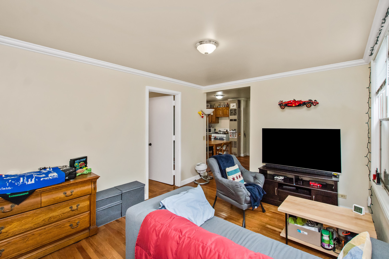 2238 W 21st Place