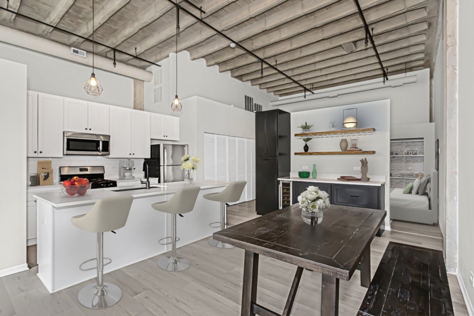 1600 W Adams Street Unit: 202