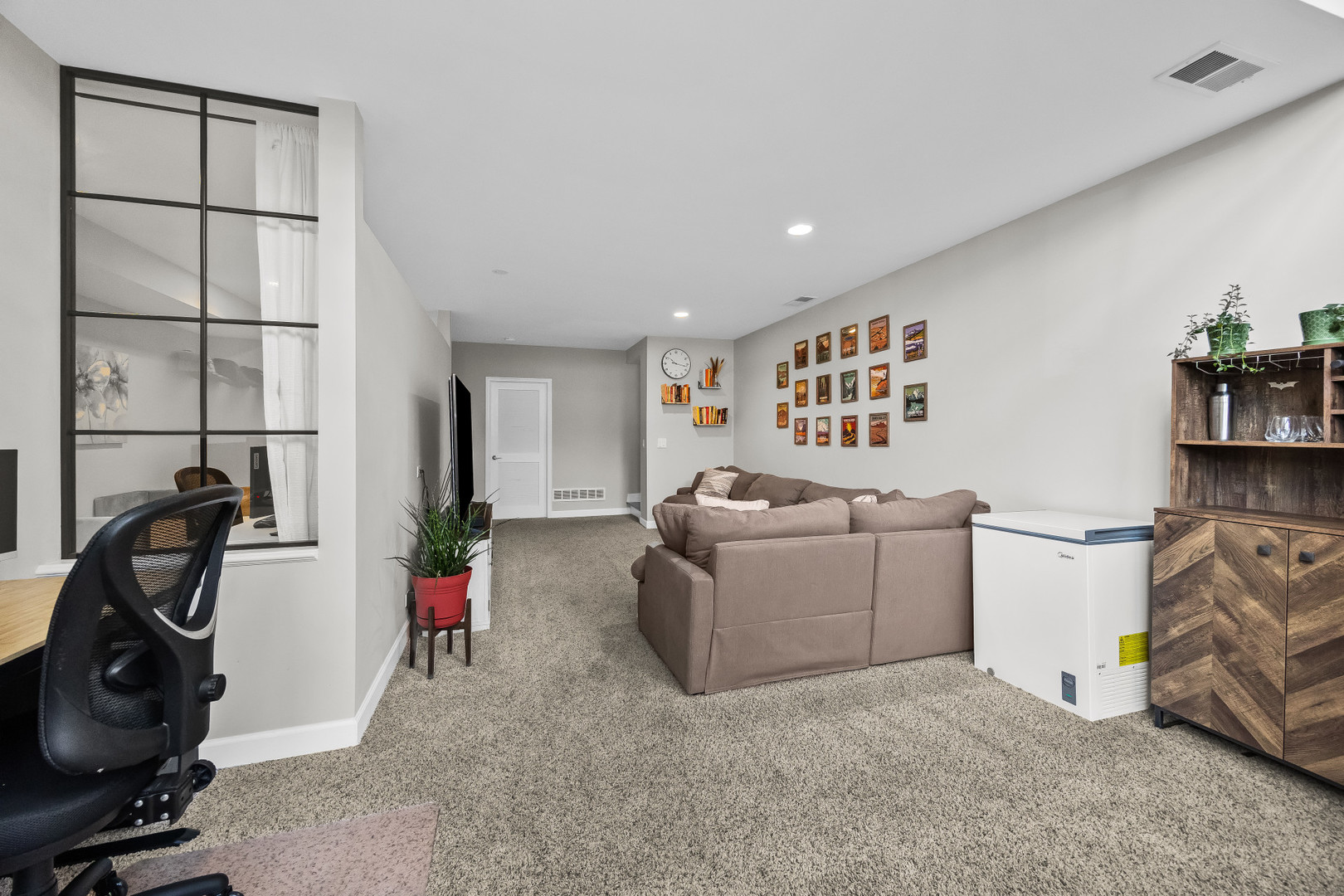 2003 W Superior Street Unit: 1E