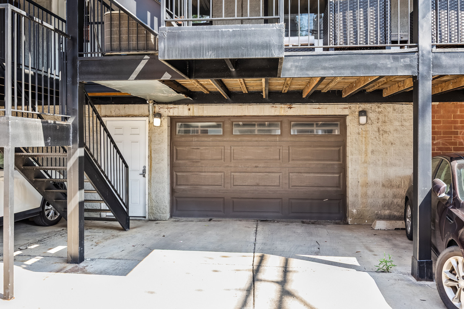 2003 W Superior Street Unit: 1E