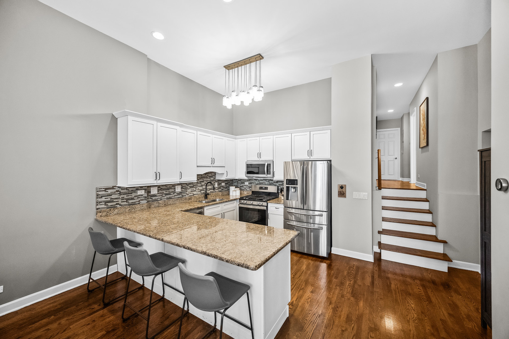 2003 W Superior Street Unit: 1E