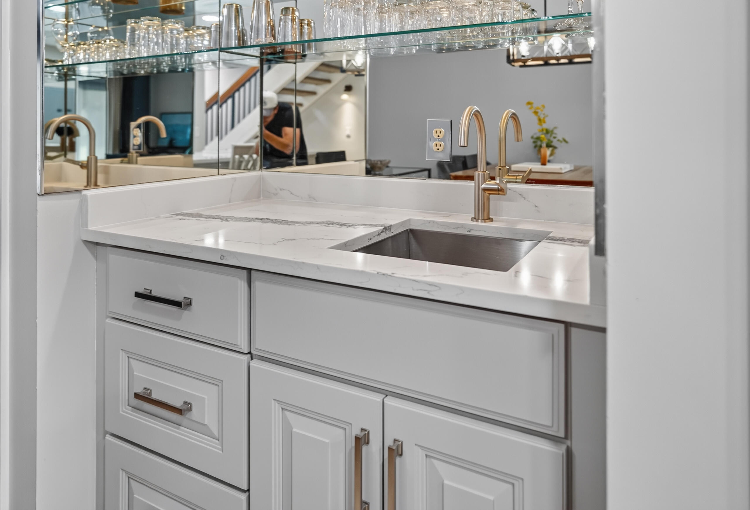 400 CANAL Point S 130