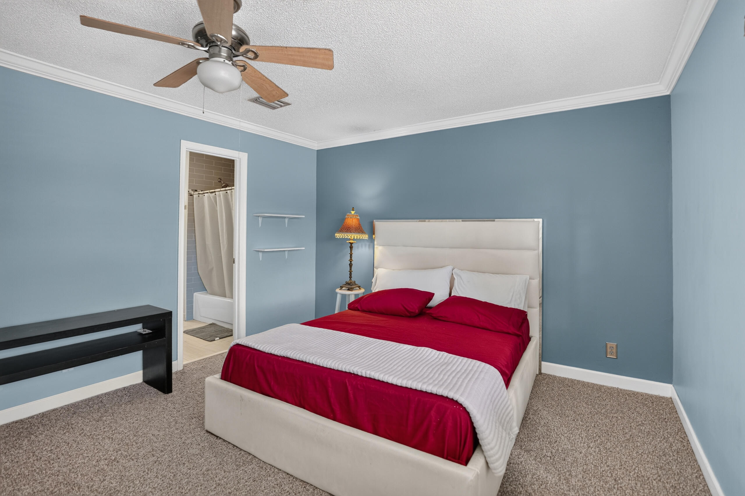 400 CANAL Point S 130