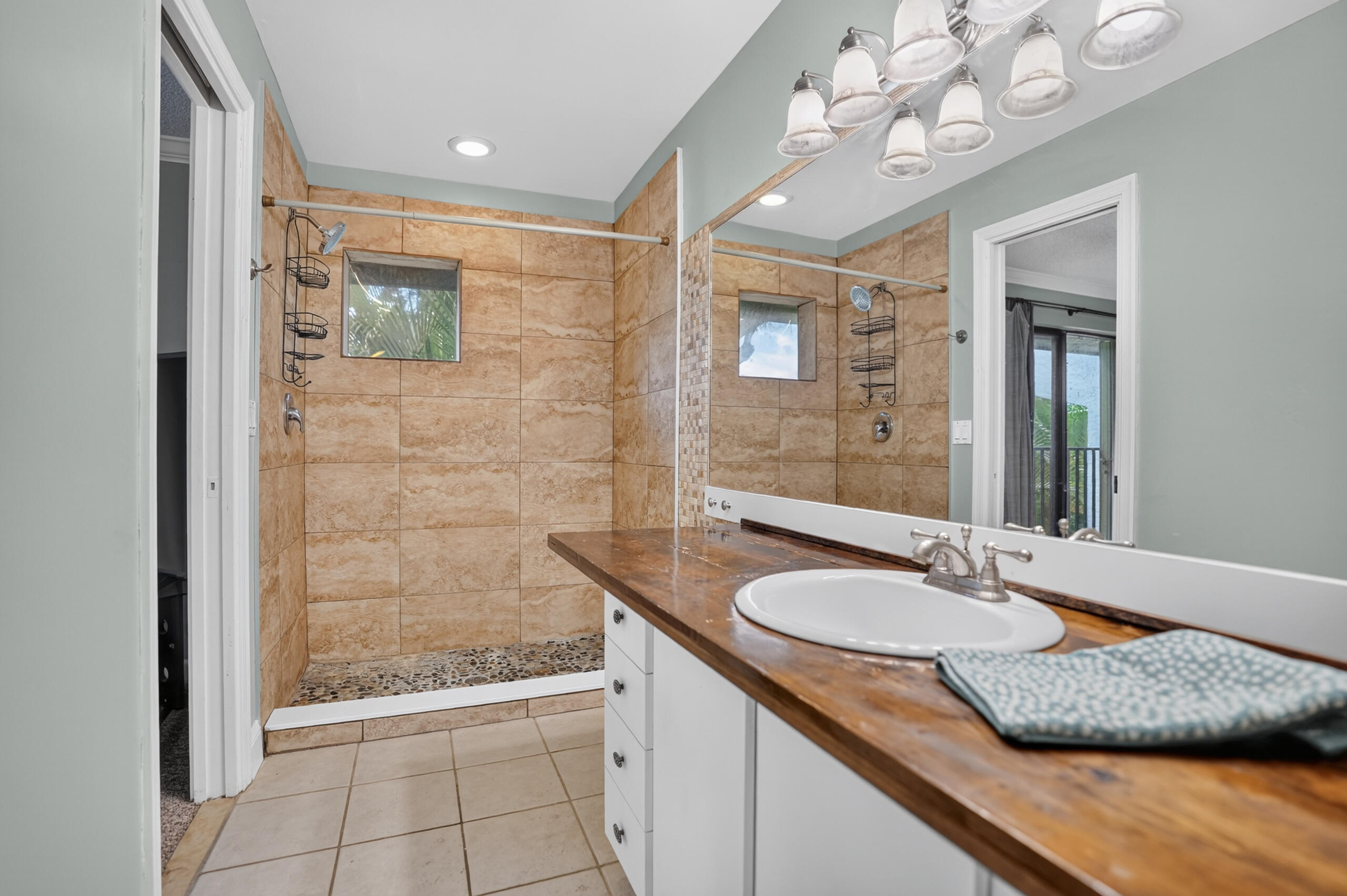 400 CANAL Point S 130